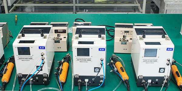 使用自動鎖螺絲機要注意哪些方面？堅豐電子告知您